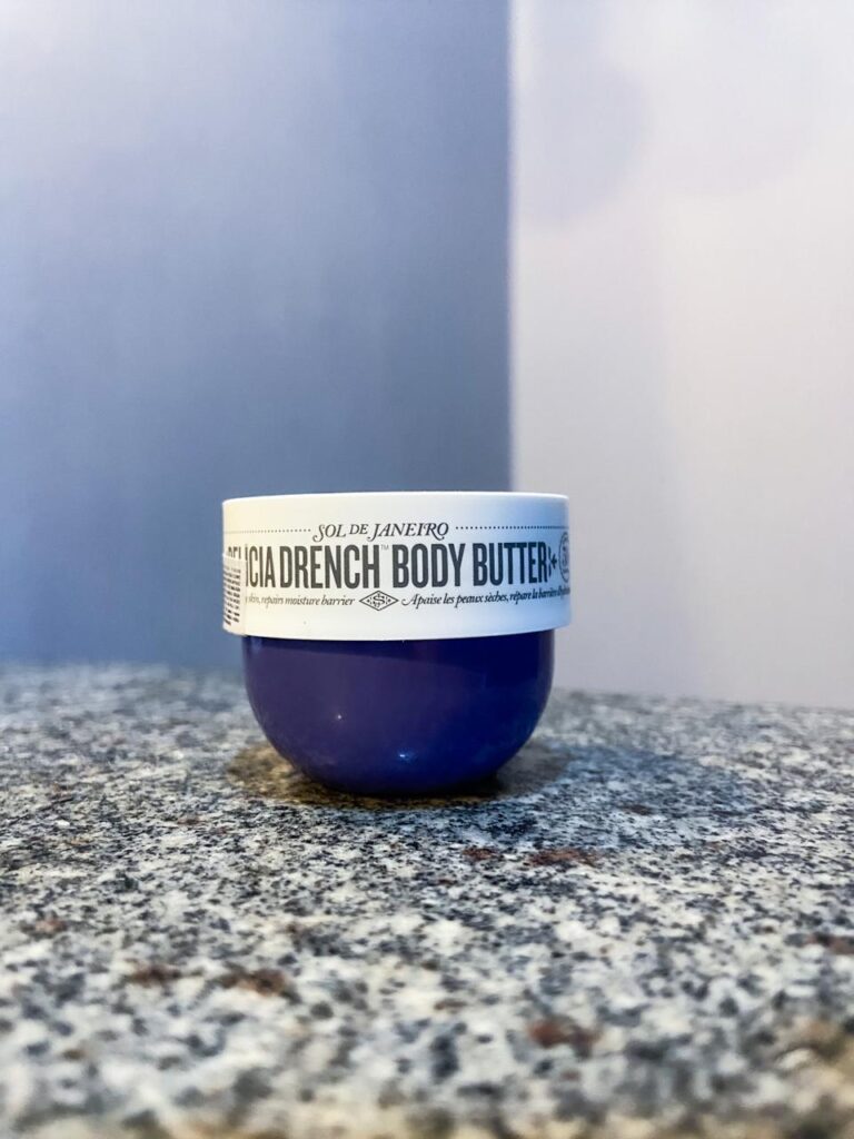 Resenha- Manteiga Corporal Hidratante Delícia Drench da Sol de Janeiro