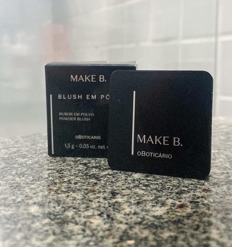 Resenha- Make B. Blush em Pó Mate Berry, novo brinde da O Boticário